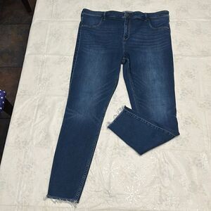 Abercrombie & fitch women’s high rise skinny jeans size 36X22